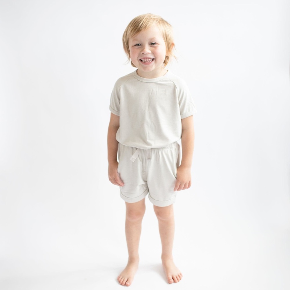 New Kyte Baby Fog Jersey Short Sleeve Set in Oat Size 4T